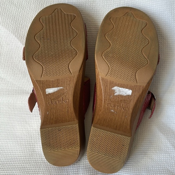 Dansko Sophie Wedge Red Snake Two Adjustable Straps Sandals Size EU 41 US 9 - Picture 9 of 12